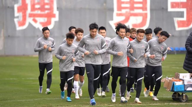 中韩高清无专码区2021曰